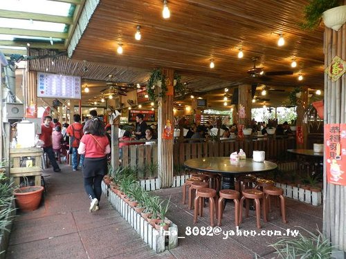 包心圓,宜蘭美食,植物園,牛奶土司,甕窯雞,義珍香,菓風(fēng),香草菲菲,麥香核桃