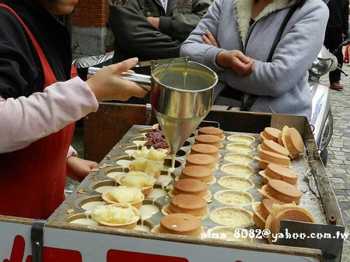 diy馬賽克,厚道排骨飯,排骨飯,紅豆餅,阿良雞蛋糕,阿蓮脆皮紅豆餅,雞蛋糕,馬賽克,鶯歌老街