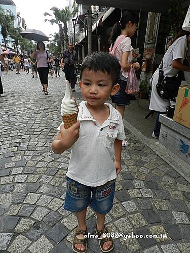 哥弟筒仔米糕,宜蘭土包子,林鴻鈞滷味,盧記涼麵