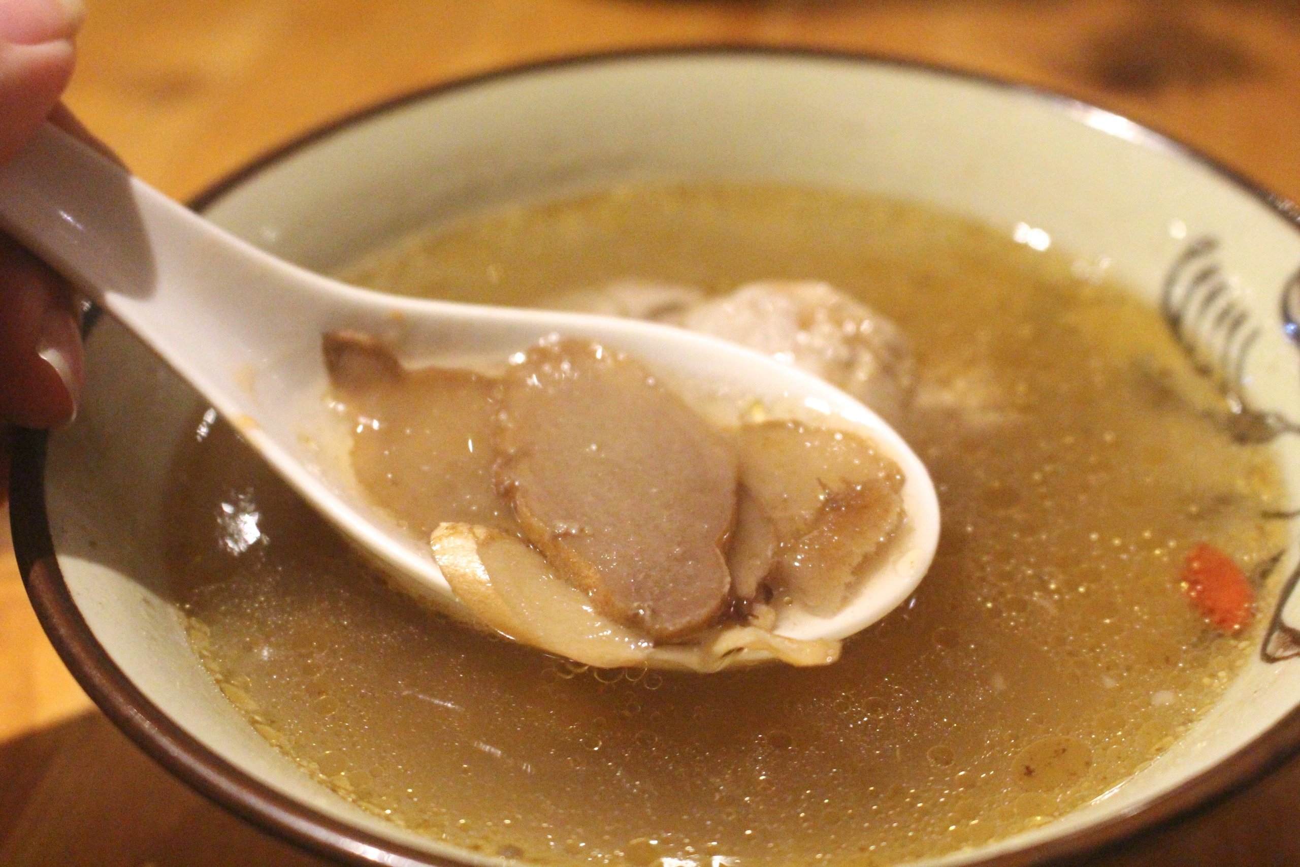 【花蓮 阿桂油飯】懷舊復古食堂。每一口都是北部肉粽的好味道