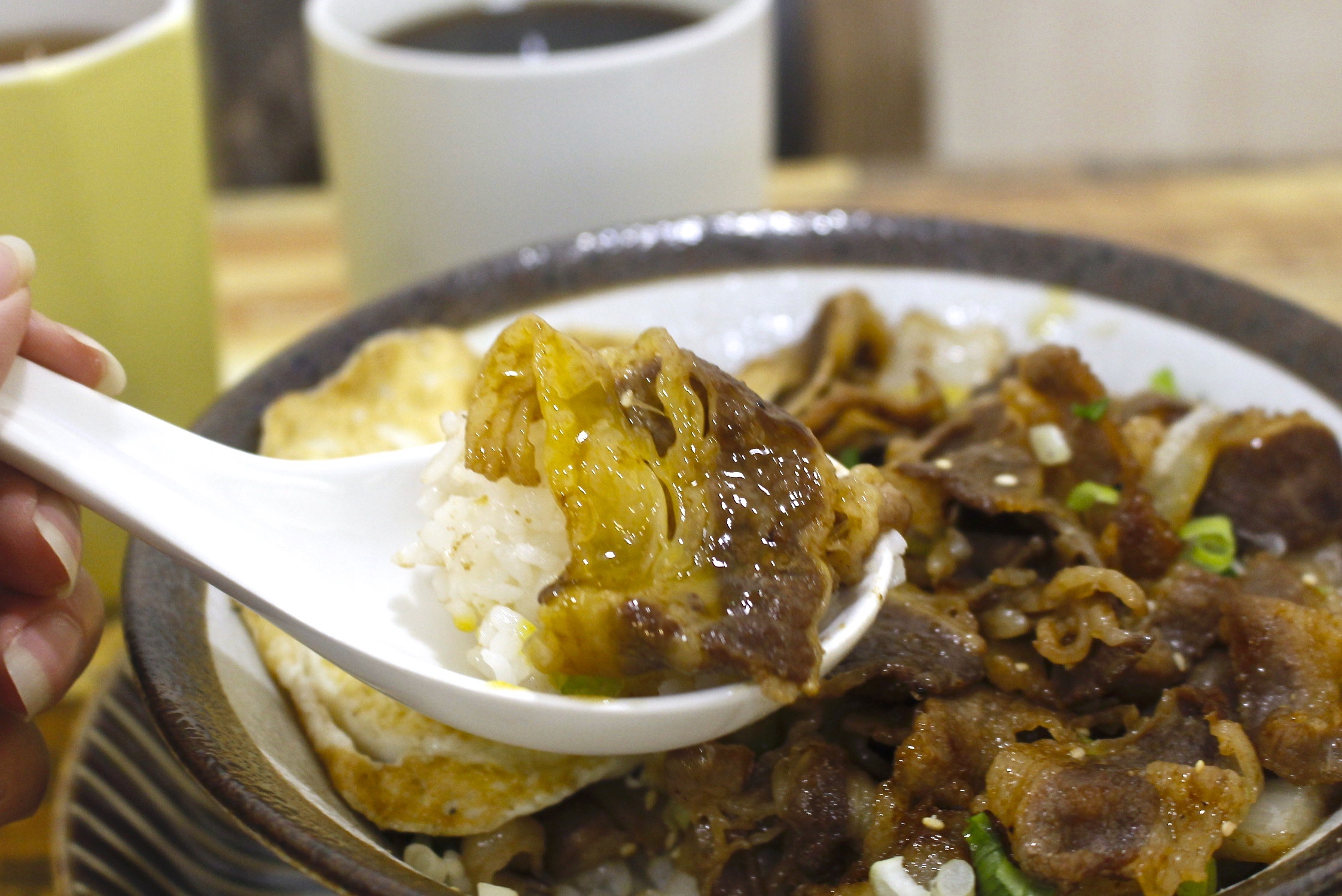 【桃園 醬饌燒肉蛋吐司】民富二街巷弄早中餐。祖傳老爹神秘醬汁做成丼飯、肉蛋吐司