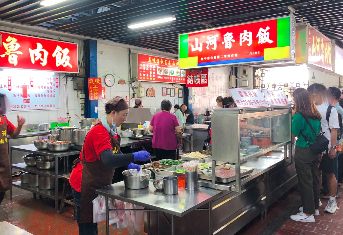 山河魯肉飯,滷肉飯,控肉飯,臺中美食,市場美食,第二市場美食,臺中第二場,麻薏湯,滷肉飯,魯肉飯,臺灣小吃,