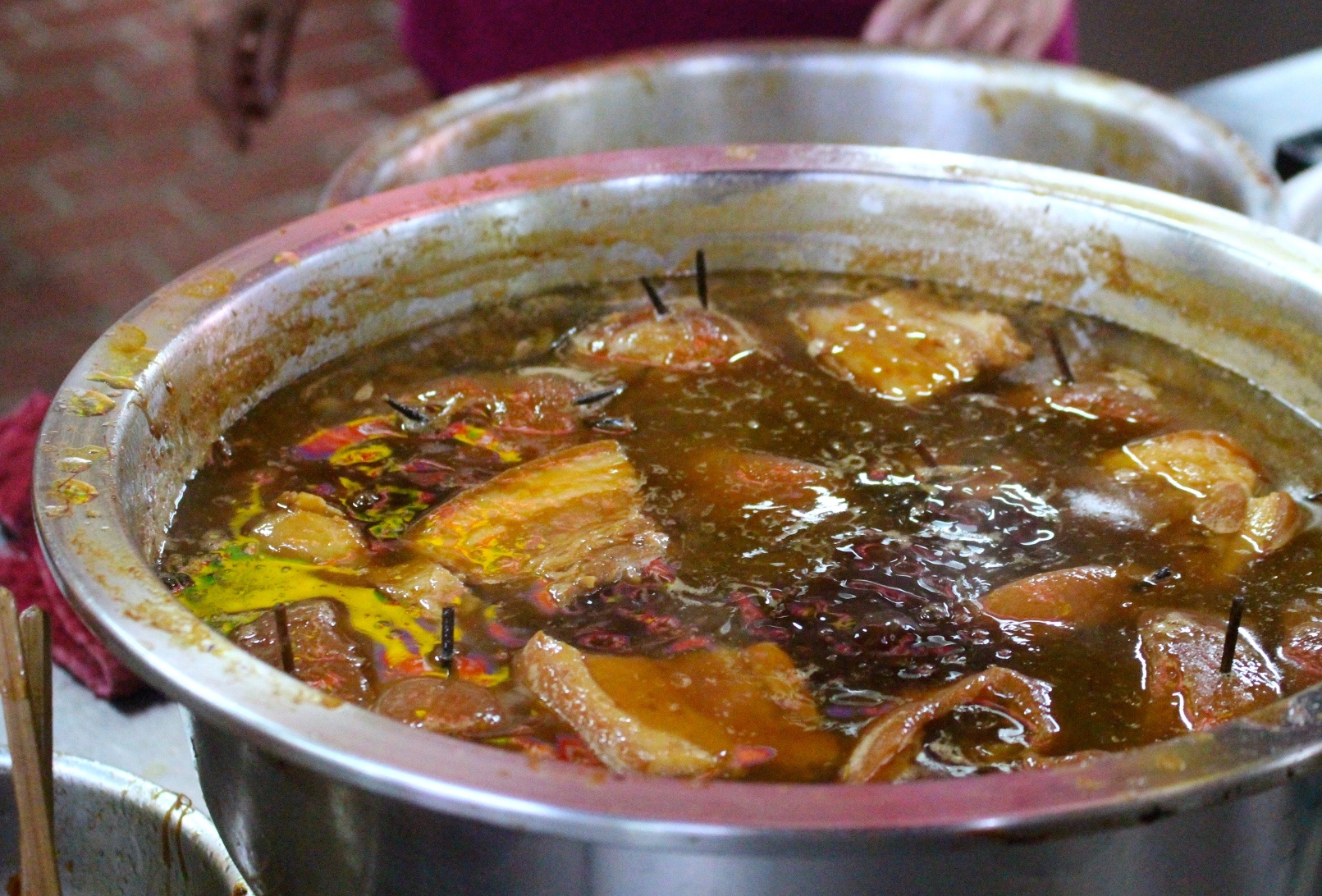 山河魯肉飯,滷肉飯,控肉飯,臺中美食,市場美食,第二市場美食,臺中第二場,麻薏湯,滷肉飯,魯肉飯,臺灣小吃,