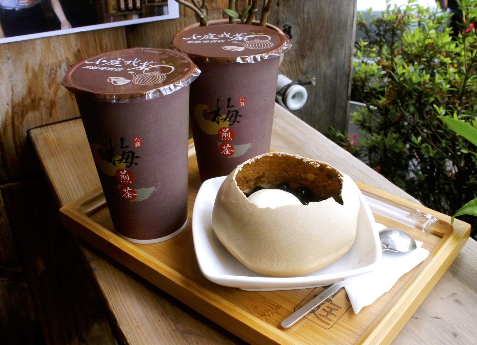 凸餅冰淇淋,臺中美食,臺南傳統椪餅,小庭找茶,市場小吃,第二市場小店