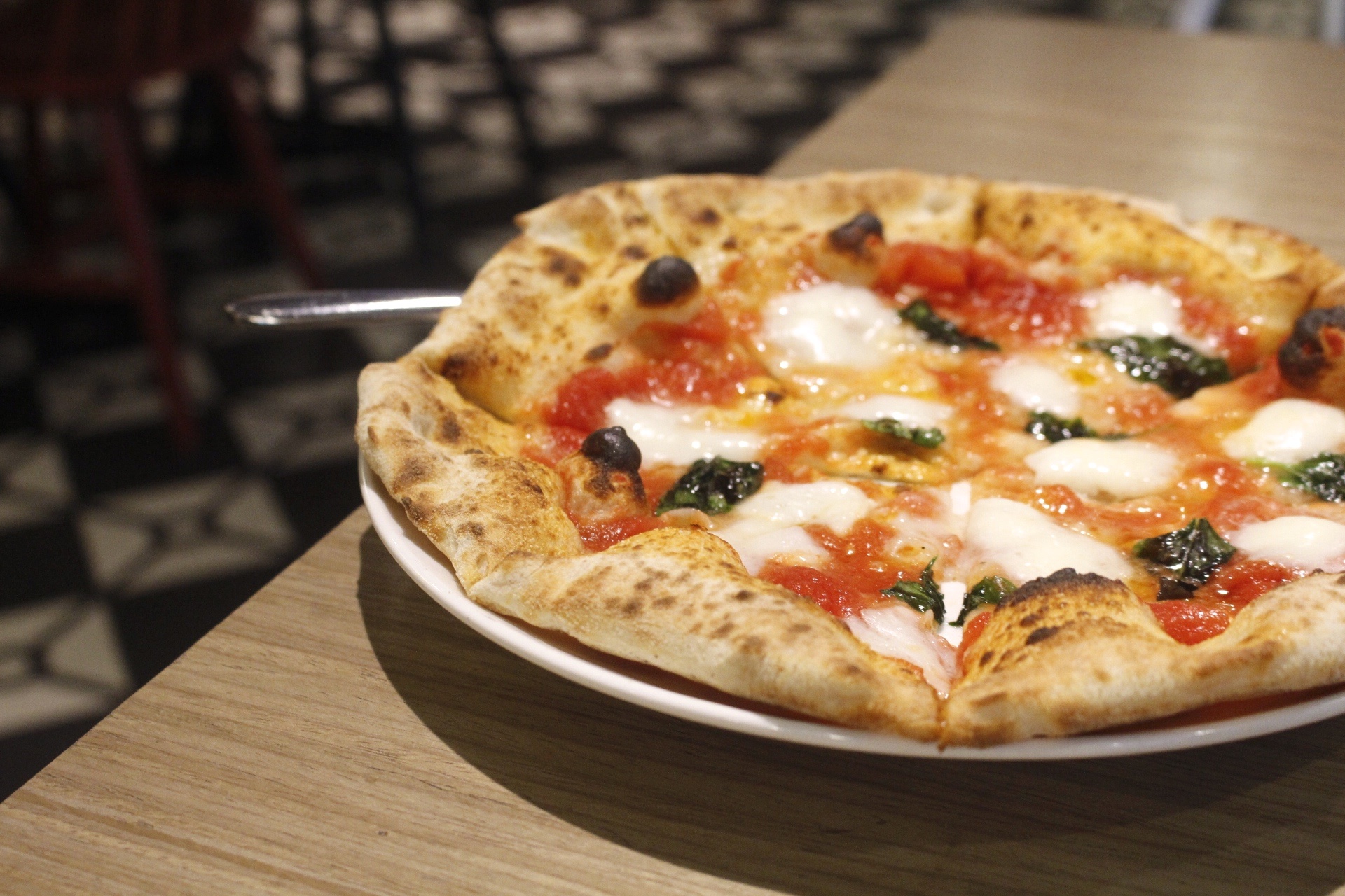 【食 Gino Pizza Napoletana】CAPUTO盃常勝軍！2019年世界冠軍就在這．正宗拿坡里披薩好吃