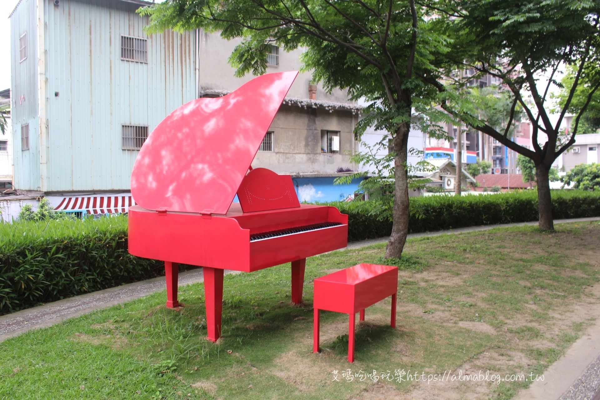 山佳鐵道地景公園