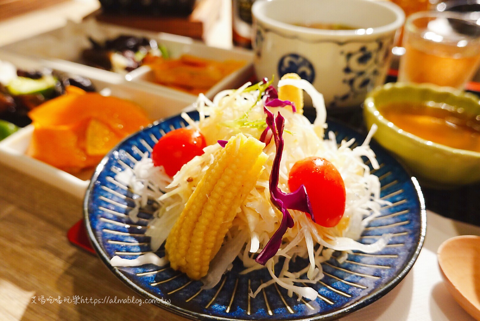 揪丼