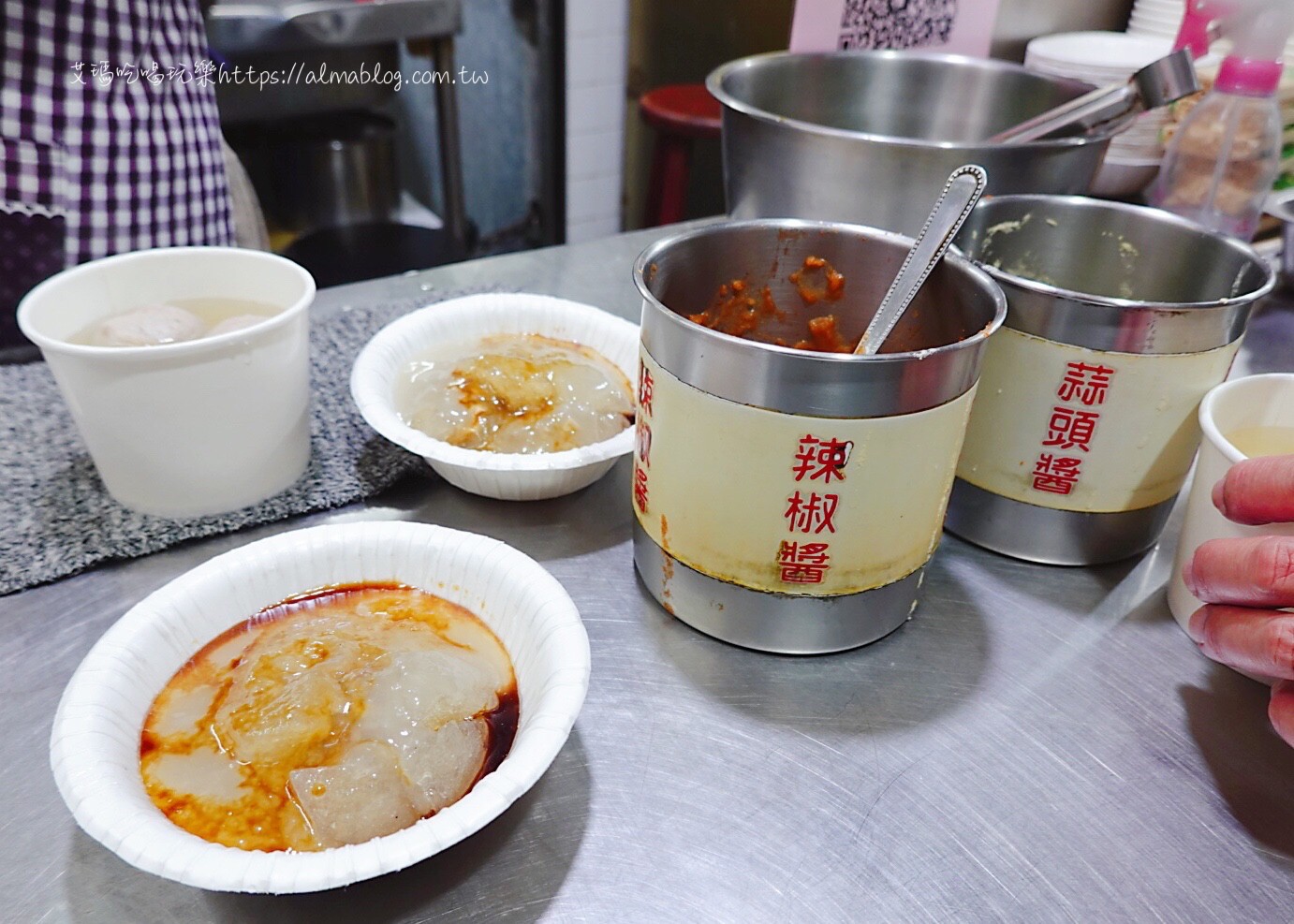 三和武大郎,三重三和夜市,三重夜市,臺北橋,夜市小吃,天一青草茶,小楊脆腸滷味,小饅頭,曾記花枝羹,正莊老牌嘉義蕃薯球,生煎包,萬粒肉丸,雞蛋糕