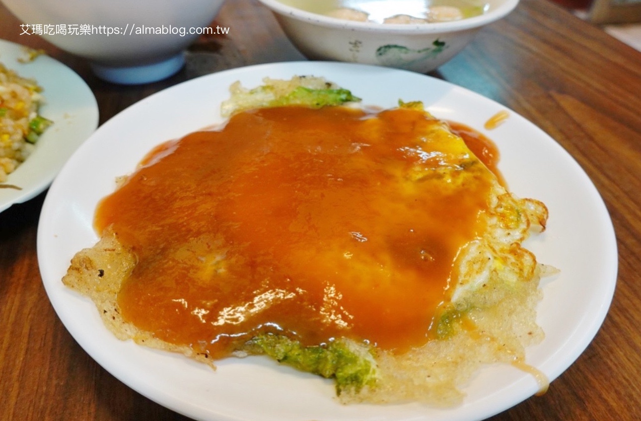 南部小吃,彰化美食,海陸鮮蚵蓋飯,蚵仔煎,蝦丸湯,鹿港小吃,鹿港老街,鹿港阿南師民俗小吃