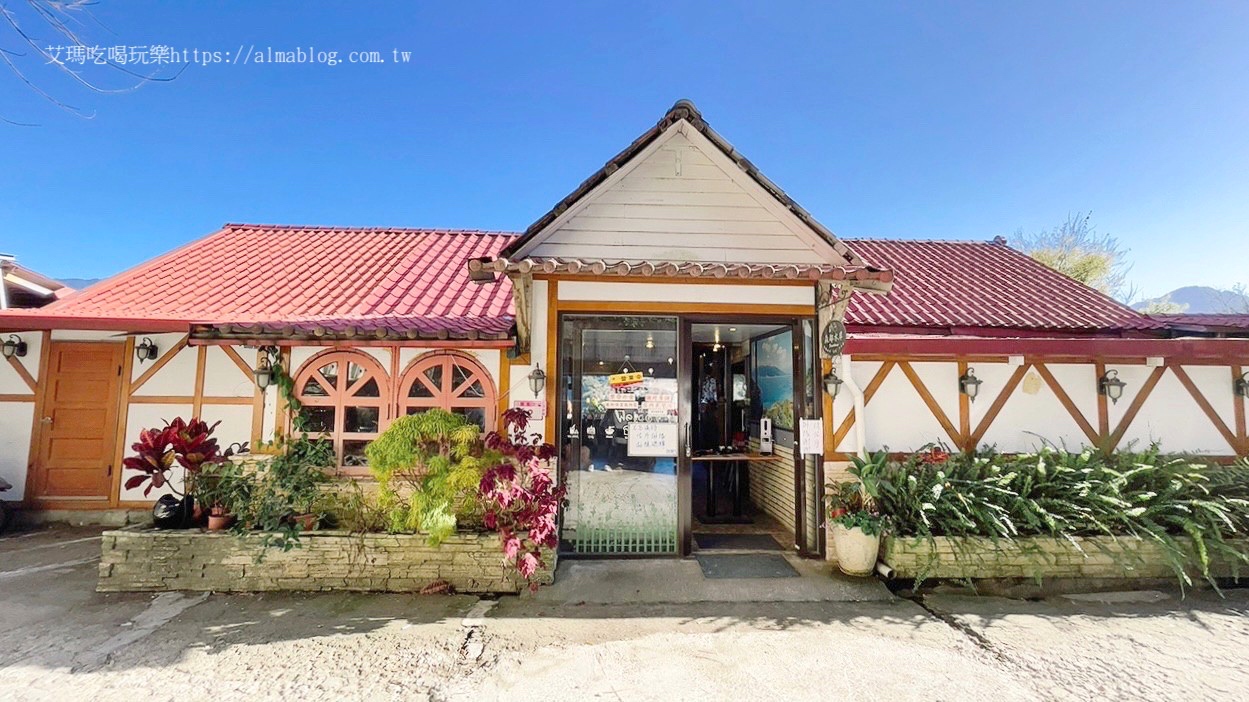 森鄰水岸景觀咖啡館