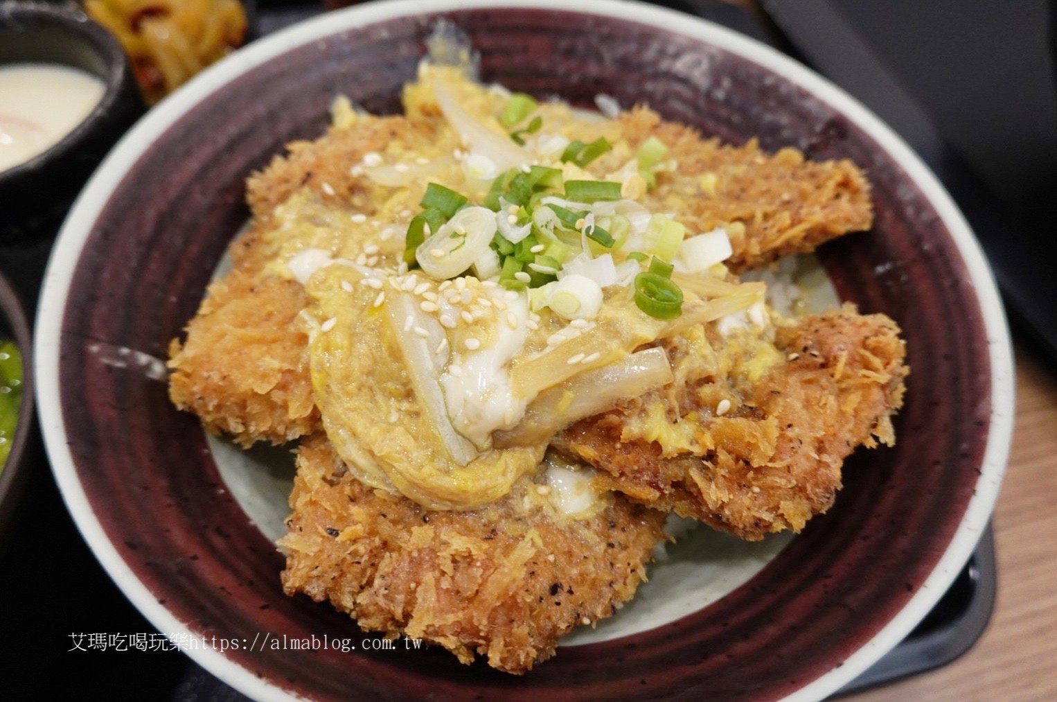 千夜一夜干 丼飯,午仔魚(yú),吃到飽,日式丼飯,桃園美食,燒肉飯,花魚(yú)一夜干,蘆竹美食,豬排丼飯