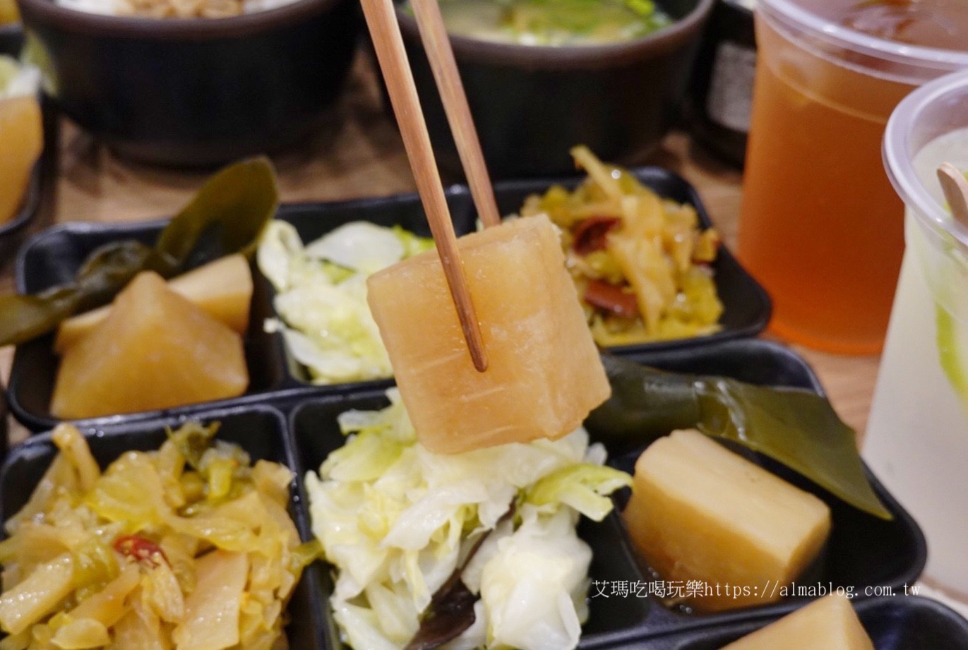 千夜一夜干 丼飯,午仔魚(yú),吃到飽,日式丼飯,桃園美食,燒肉飯,花魚(yú)一夜干,蘆竹美食,豬排丼飯