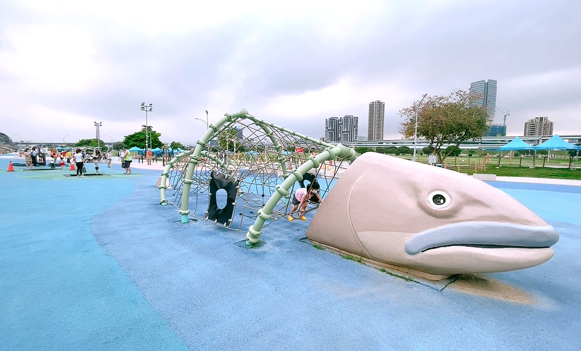 臺北好玩,大都會公園熊猴森樂園,新北公園,水樂園