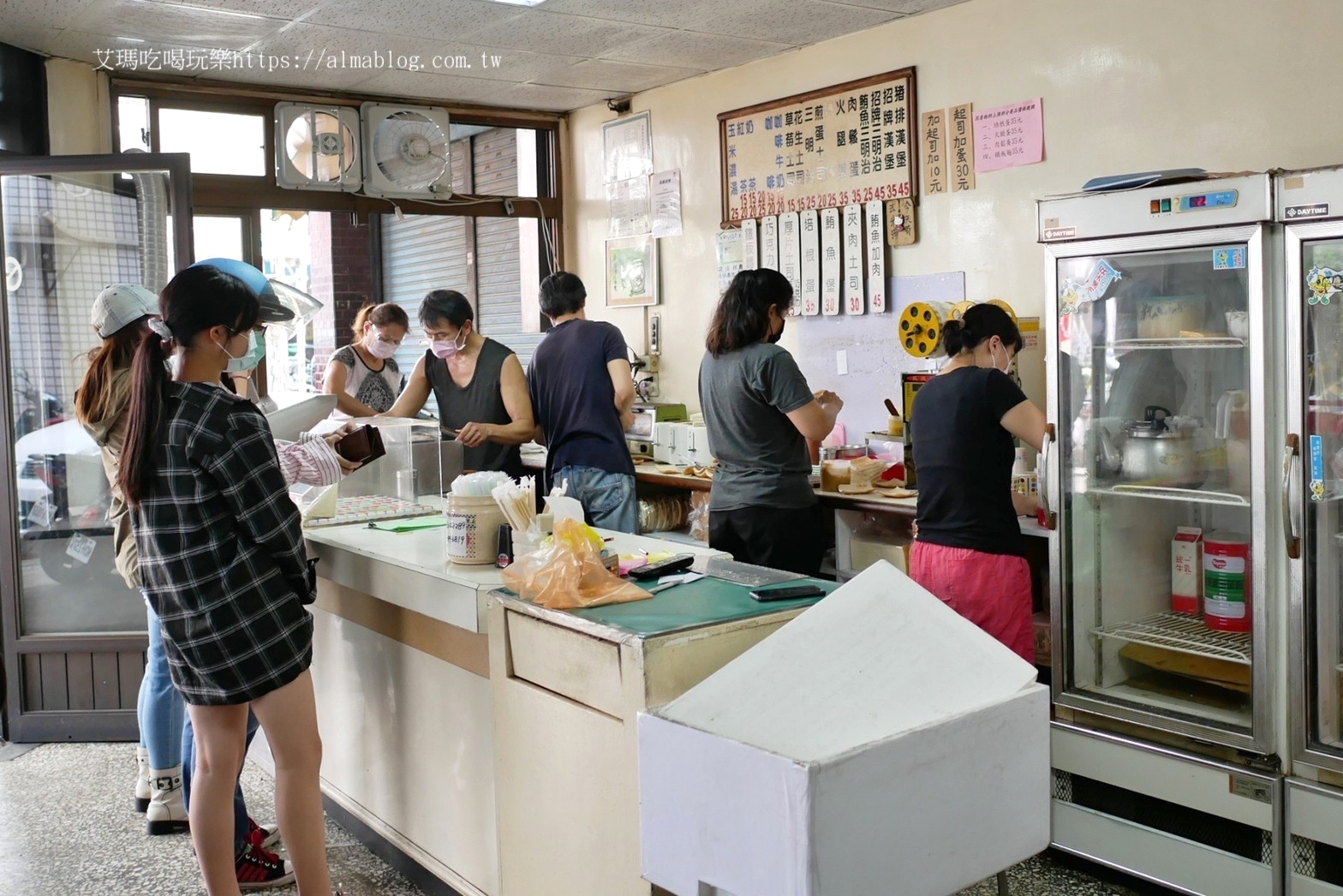 傳統古早味,明峯早餐店,桃園早餐,桃園老字號,炸豬排三明治