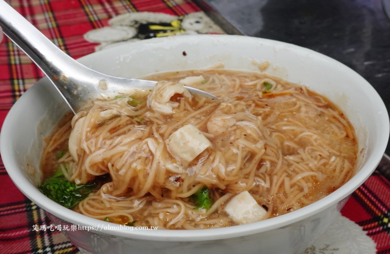 龍興大腸麵線,臺北美食,板橋美食,20元麵線,銅板美食，臺灣小吃