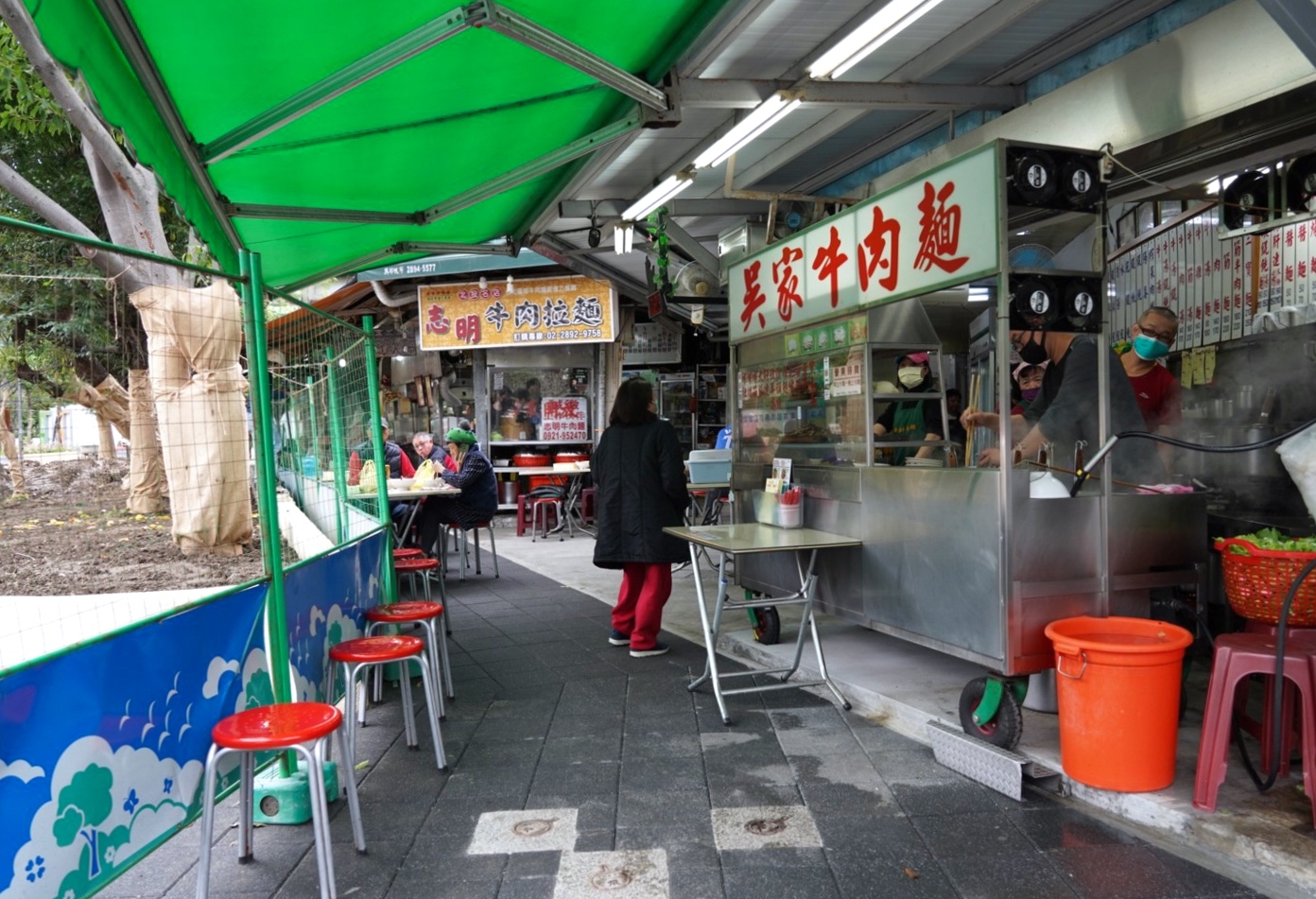 臺北美食,北投美食,北投市場,志明牛肉麵,紅燒牛肉麵,清燉牛肉麵,臺灣小吃,滷味,牛肉麵