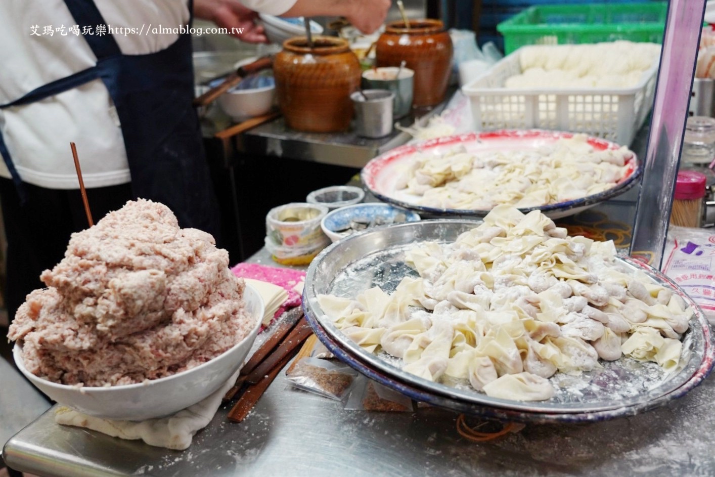 宜蘭美食,麻醬麵,一香飲食店,餛飩麵,臺灣小吃,魚肉丸,菜市場美食