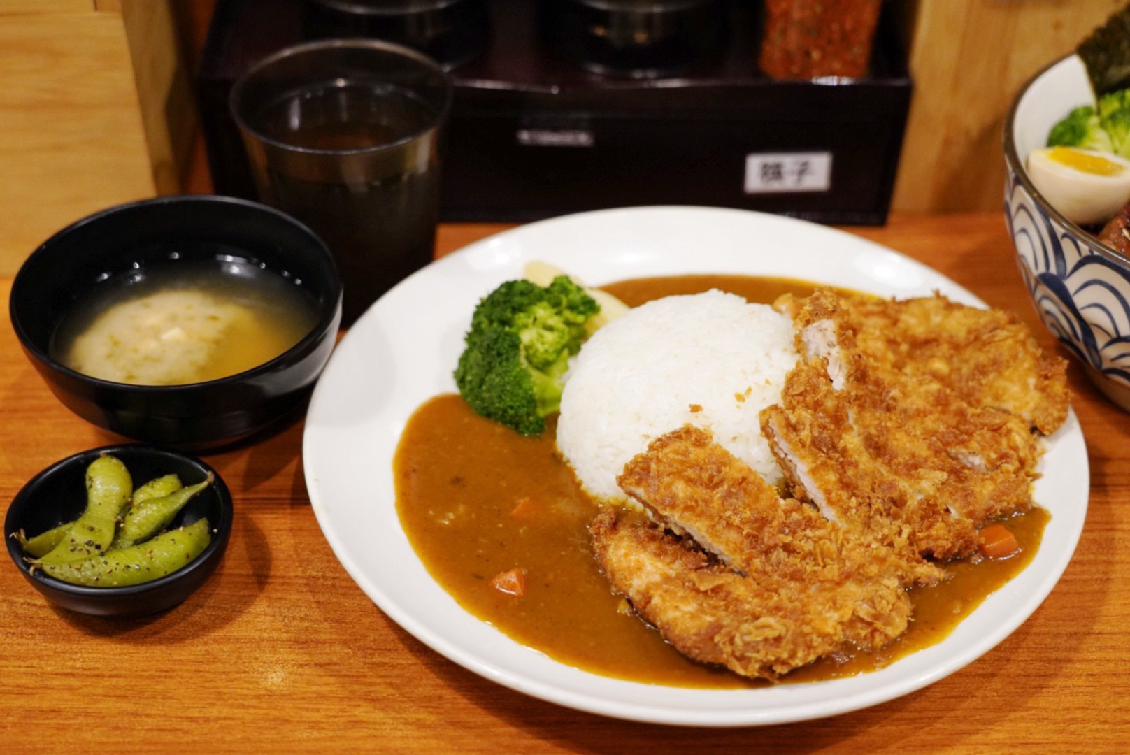 勝魂丼飯專門店