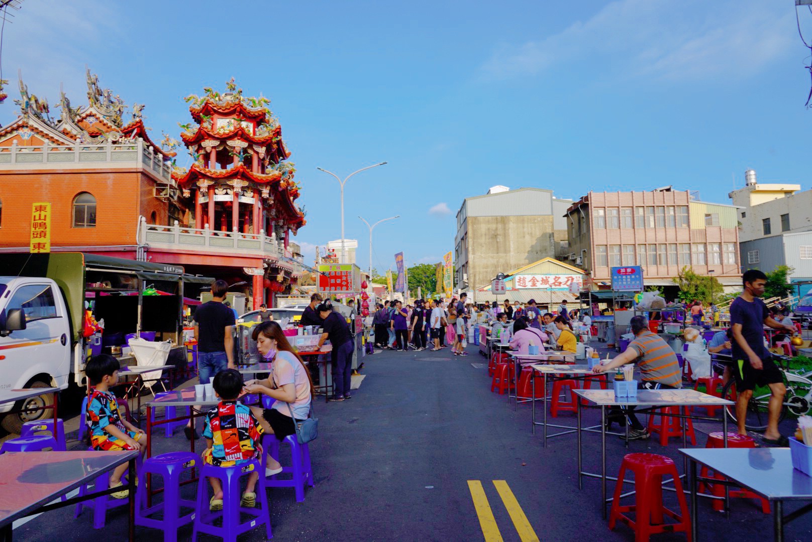 苗栗景點,後龍美食,臺灣夜市,夜市小吃,廟口小吃,後龍夜市,豆乳雞,地瓜球,排骨酥,雞排,熱炒,傳統夜市,封街夜市