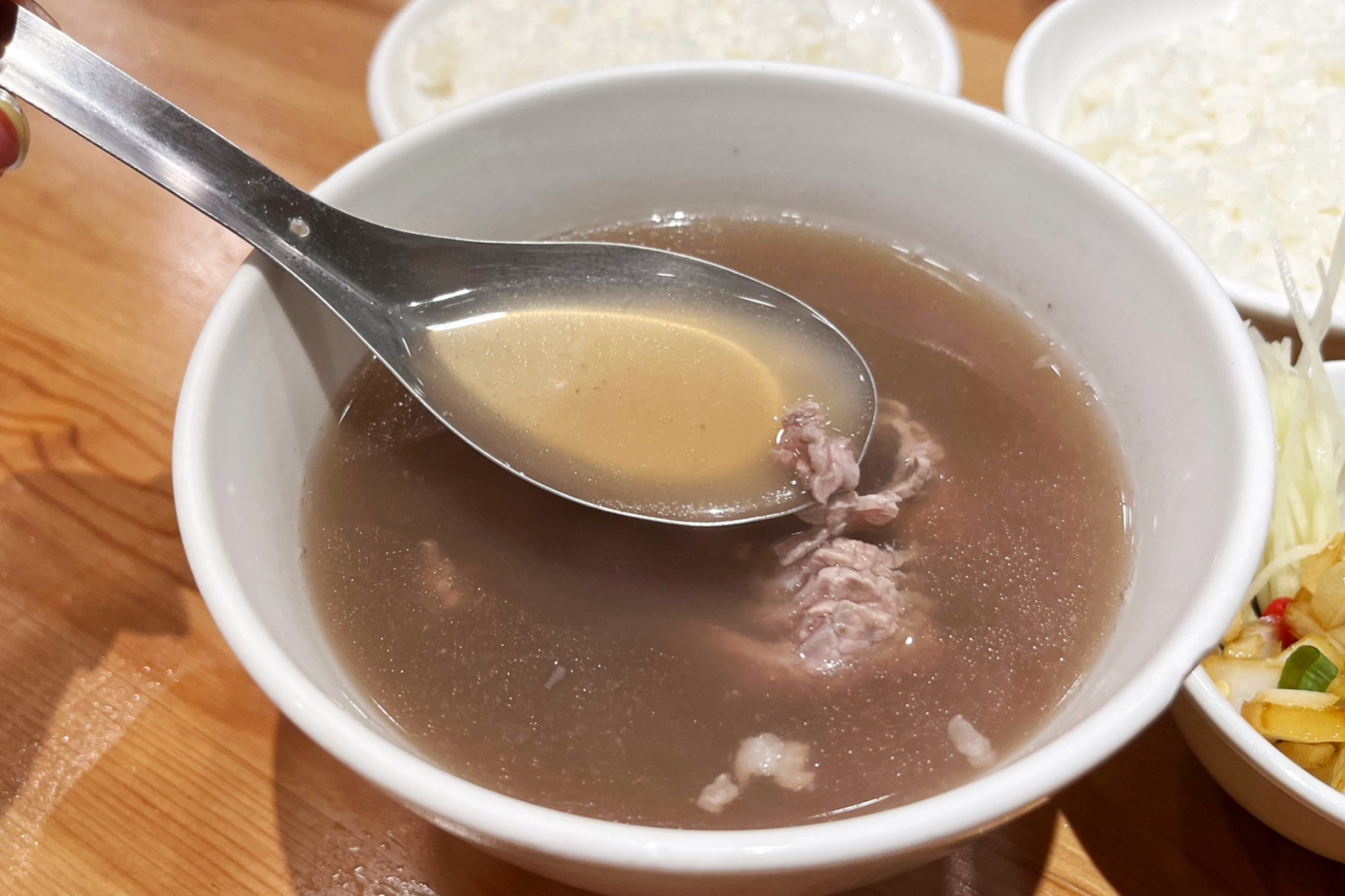 二牛牛肉湯