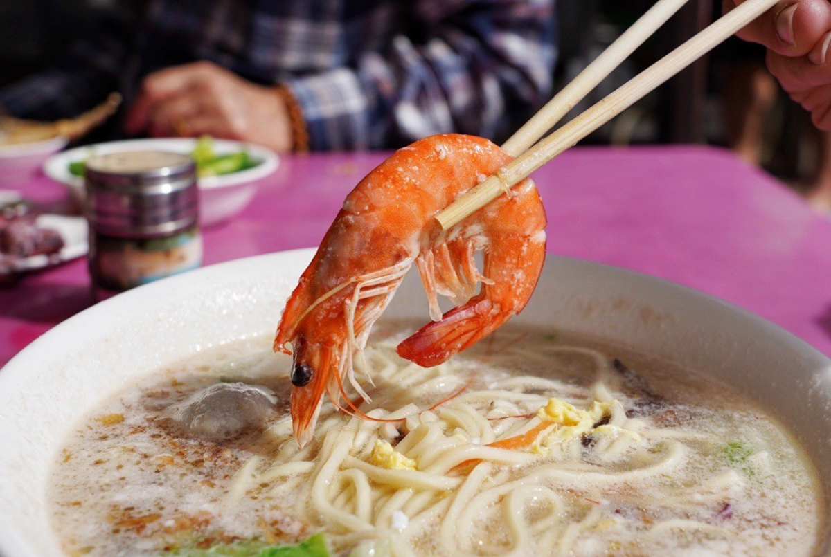 廟口跩跩什錦麵 海鮮粥