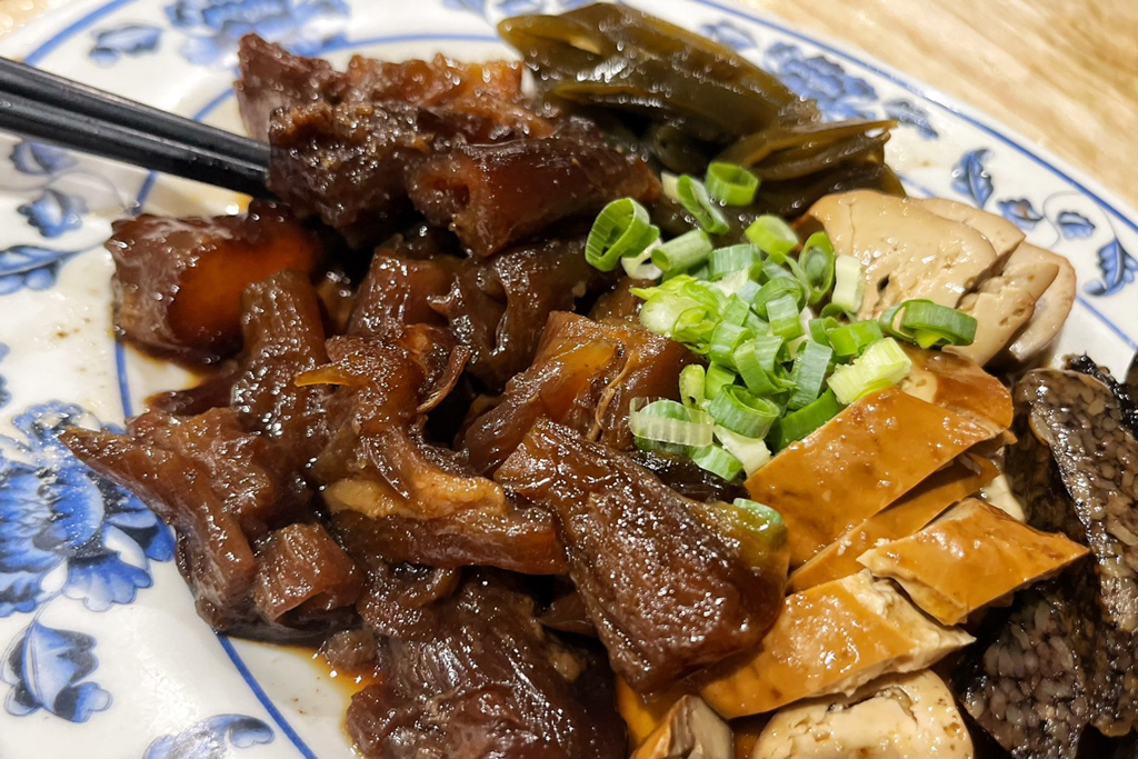 蔣老爹麵食忠孝新生店