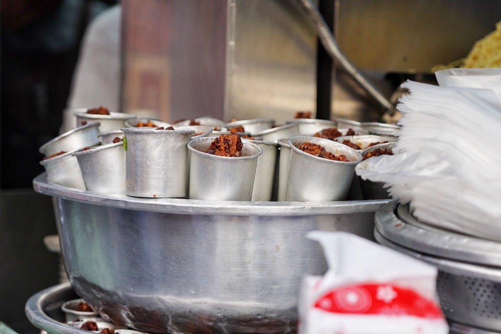 廟東清水排骨酥麵,臺(tái)中美食,臺(tái)中好吃,臺(tái)中小吃,臺(tái)中老字號(hào),臺(tái)中排骨酥麵,臺(tái)灣小吃,排骨酥麵,排骨酥米粉,清水排骨麵